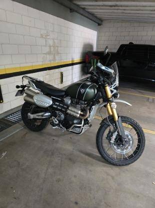 TRIUMPH BONNEVILLE SCRAMBLER 1200 XE TRIUMPH BONNEVILLE SCRAMBLER 1200 XE